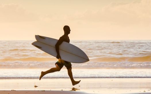 surfer-beach