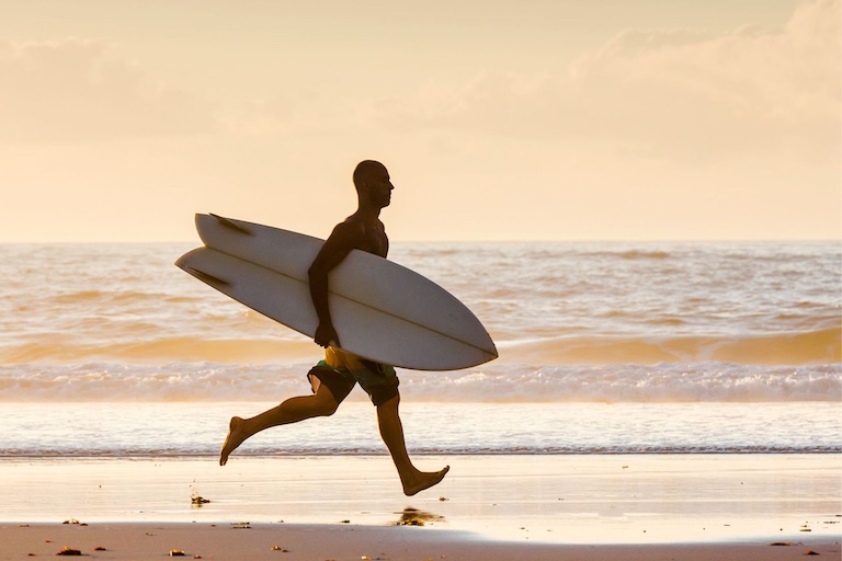 surfer-beach